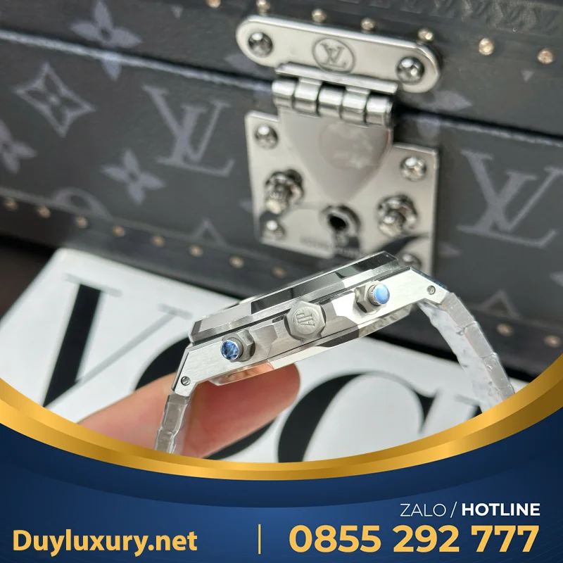 Đồng Hồ Audemars Piguet Royal Oak 26240 Replica 11 Màu Trắng Hồng Mặt Xanh APS 41mm