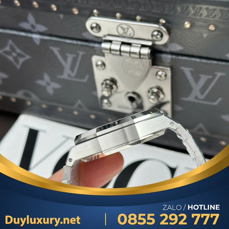 Đồng Hồ Audemars Piguet Royal Oak 26240 Replica 11 Màu Trắng Hồng Mặt Xanh APS 41mm