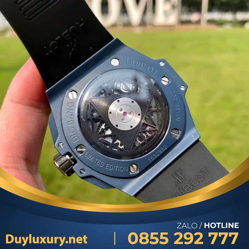 Đồng Hồ Hublot Big Bang Sang Bleu II Replica 1:1 Vỏ Gốm Xanh 45mm