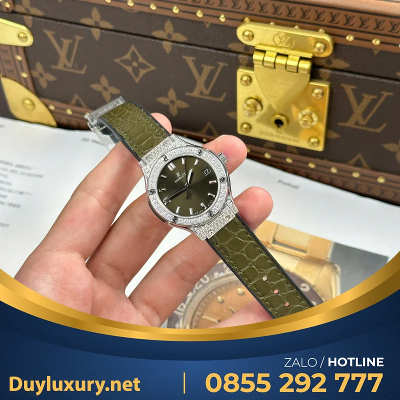 Đồng Hồ Hublot Classic Fusion King Gold Replica Dành Cho Nữ  Hb Factory 33Mm