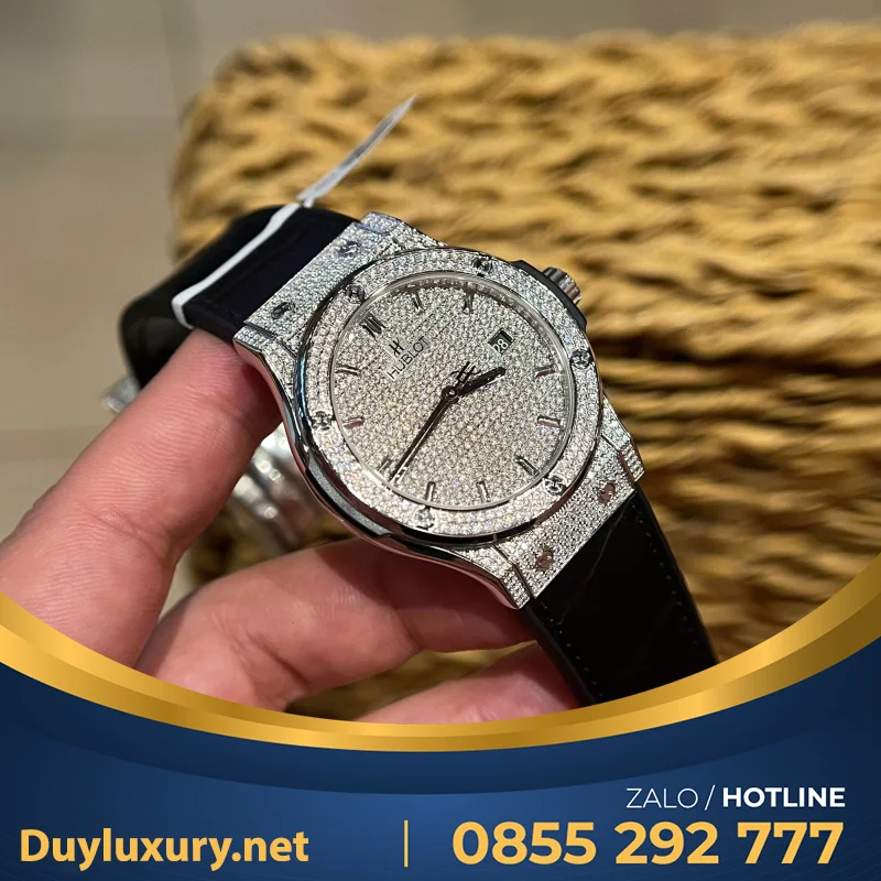 Đồng Hồ Hublot Độ Full Kim Cương Moissanite Màu Đen Chế Tác Hong Kong 42Mm