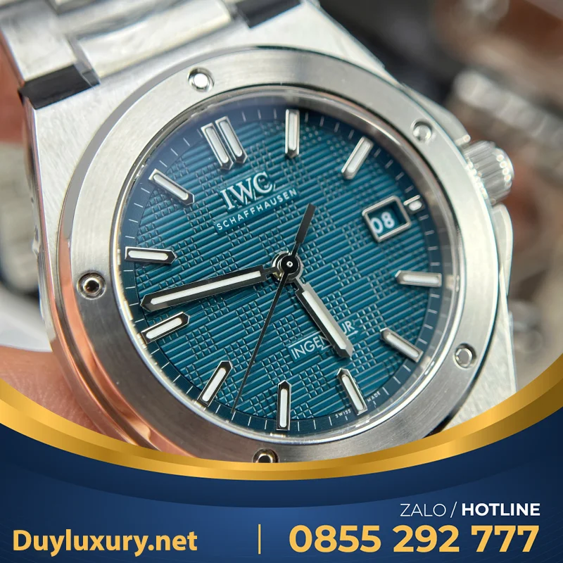 Đồng hồ IWC Ingenieur IW328907 Rep 11 mặt xanh ngọc dây kim loại xưởng V7 40mm