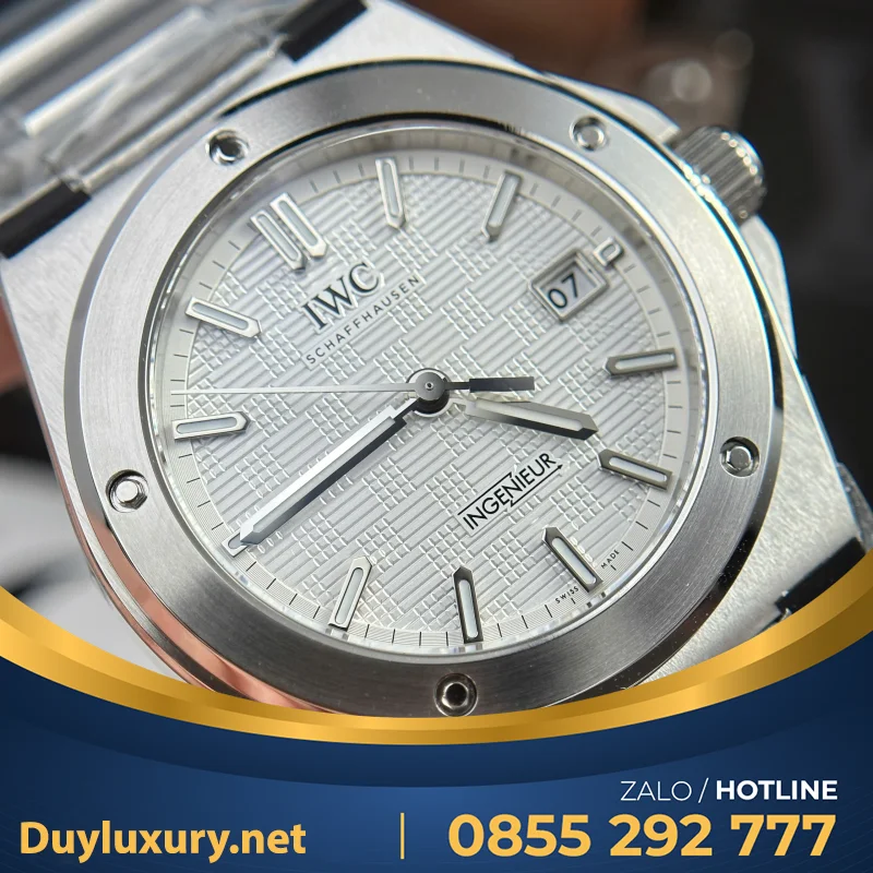 Đồng hồ IWC Ingenieur IW328907 Rep 11 mặt xanh white dây kim loại xưởng V7 40mm