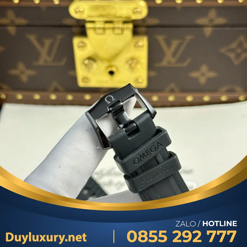 Đồng Hồ Omega Seamaster Diver 300M Replica 1:1 Mặt Số Đen VSF 42mm