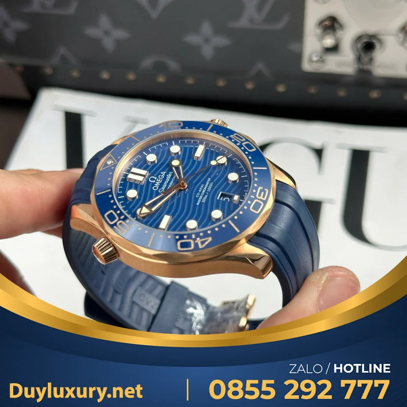 Đồng Hồ Omega Seamaster Diver 300M Replica 1:1 Mặt Số Xanh Dương VSF 42mm
