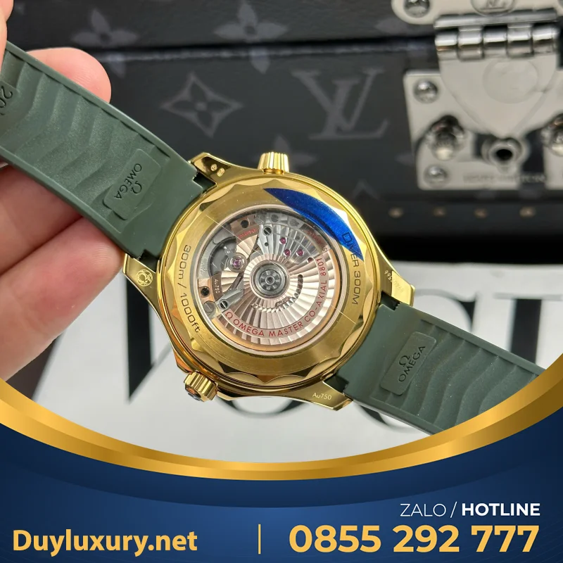 Đồng Hồ Omega Seamaster Diver 300M Replica 1:1 Mặt Số Xanh Lá viền gốm Ceramic VSF 42mm