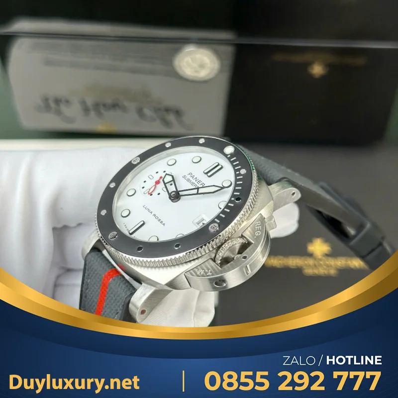 Đồng Hồ Panrerai Pam1579 Replica Luna Rossa Mặt Trắng Vsf 42mm