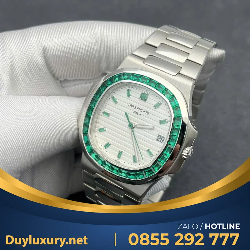 Đồng Hồ Patek Philippe Nautilus 5711/113p Chế Tác Platinum Ngọc Lục Bảo Xanh 40mm