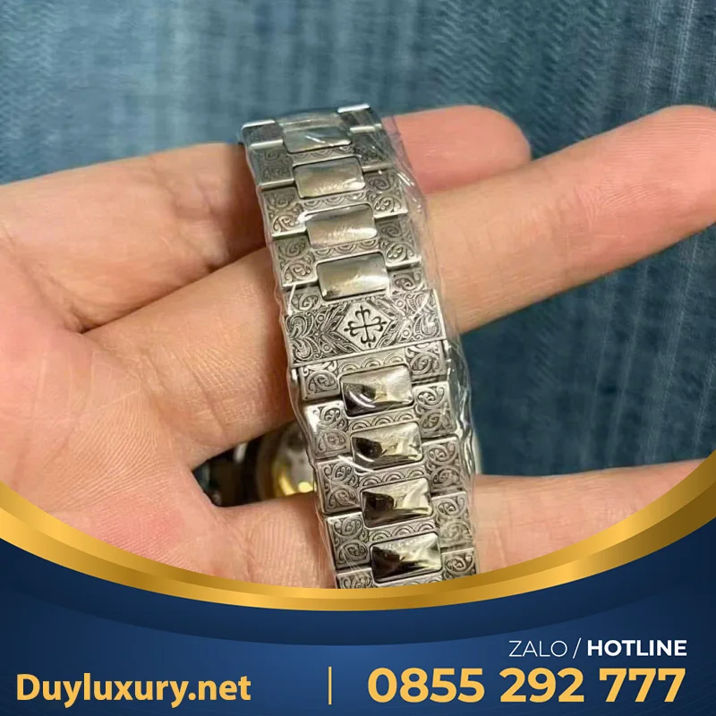 Đồng hồ Patek Philippe Nautilus 5711/1500A Chế Tác Hoa Văn Đính Kim Cương