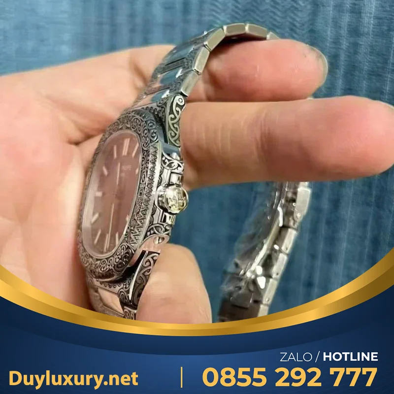 Đồng hồ Patek Philippe Nautilus 5711/1500A Chế Tác Hoa Văn Đính Kim Cương