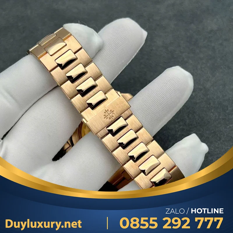Đồng Hồ Patek Philippe Nautilus 5723 Chế Tác Vàng Hồng 18K Nguyên Khối + Kim Cương Tự Nhiên 40mm