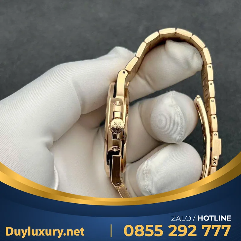 Đồng Hồ Patek Philippe Nautilus 5723 Chế Tác Vàng Hồng 18K Nguyên Khối + Kim Cương Tự Nhiên 40mm
