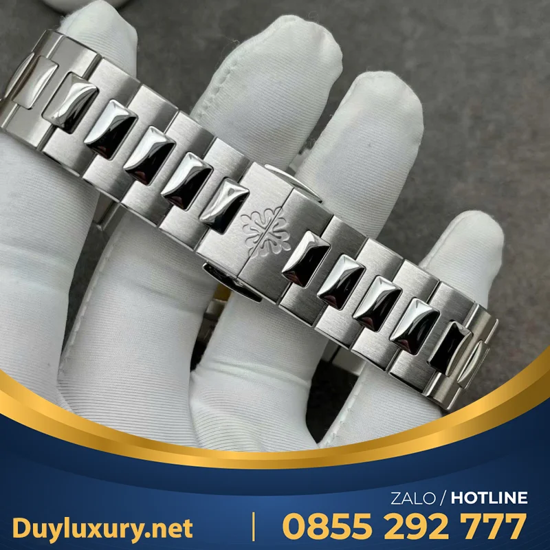 Đồng Hồ Patek Philippe Nautilus 5811 Chế Tác Vàng Trắng 10k 41mm