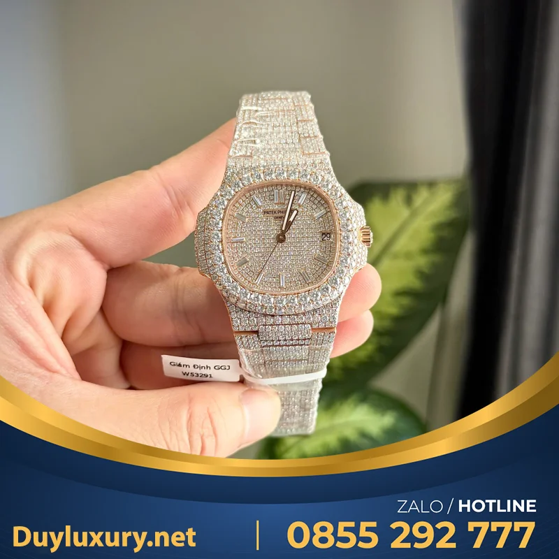 Đồng Hồ Patek Philippe Nautilus 7118 Chế Tác Bọc Vàng + Đính Kim Cương Moissanite 35.2mm