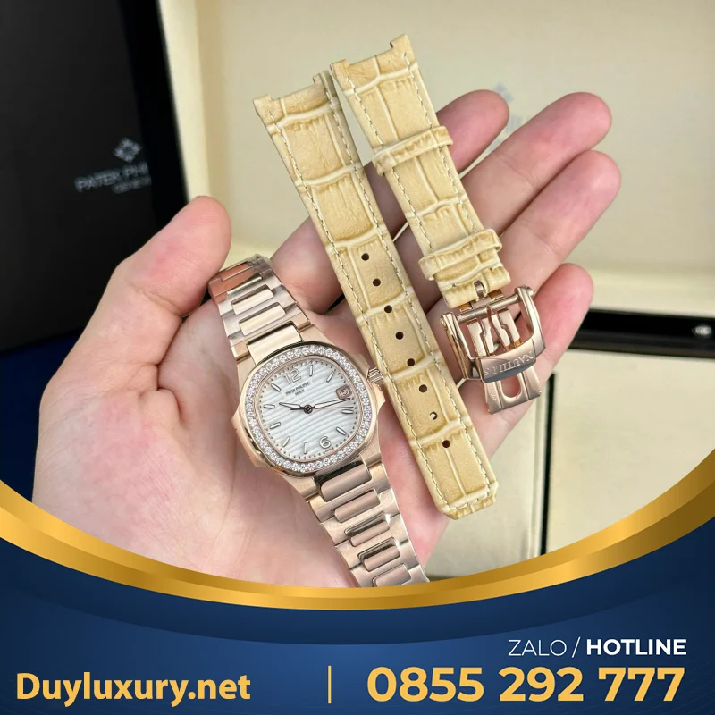 Đồng Hồ Patek Philippe Nữ Dây Kim Loại Nautilus 7010 Đính Đá 32Mm