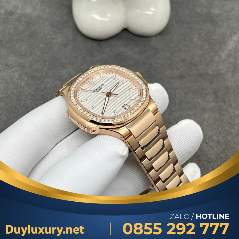 Đồng Hồ Patek Philippe Replica Nautilus 7010 Mặt Trắng Dành Cho Nữ Gr Factory 32Mm