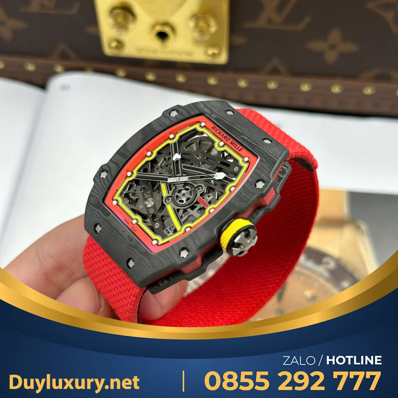 Đồng Hồ Richard Mille Chế Tác Rm67-02 Vỏ Carbon Siêu Mỏng Siêu Nhẹ 37 Grams 38.7×47.52Mm