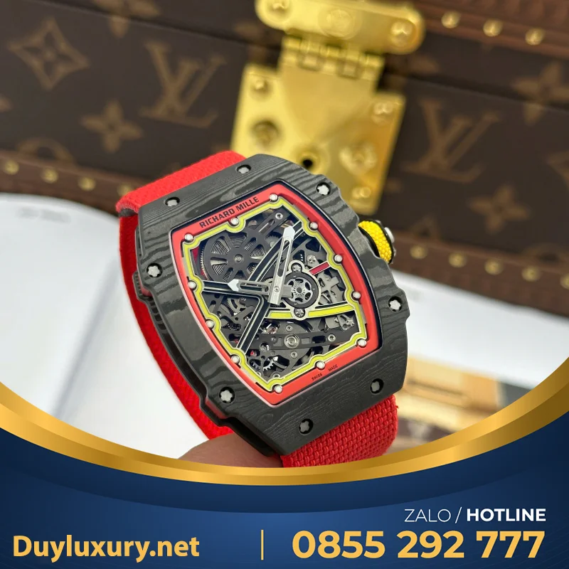 Đồng Hồ Richard Mille Chế Tác Rm67-02 Vỏ Carbon Siêu Mỏng Siêu Nhẹ 37 Grams 38.7×47.52Mm