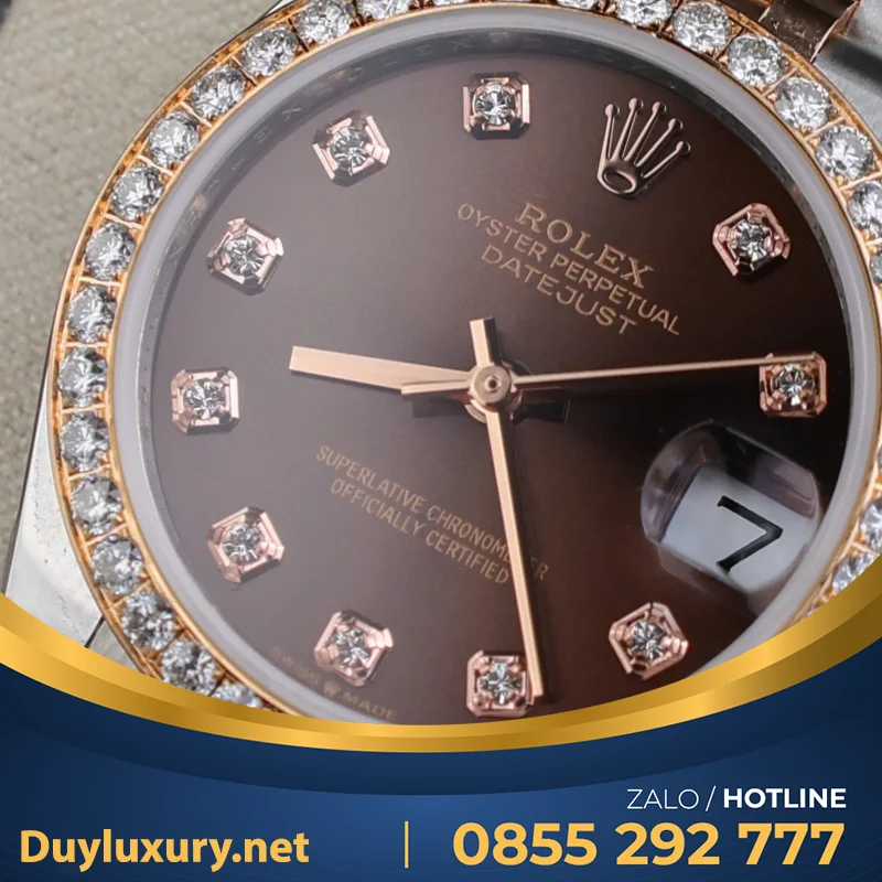 Đồng Hồ Rolex Datejust Nữ Mặt Khảm Xà Cừ Chế Tác Bọc Vàng Đính Moissanite 31Mm