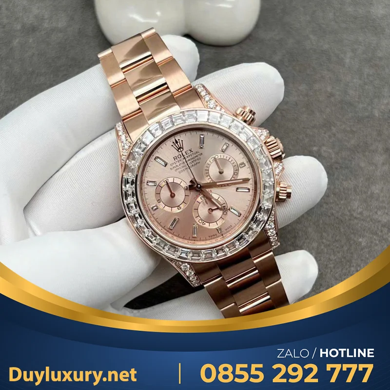 Đồng Hồ Rolex Daytona 126595TBR Chế Tác Bọc Vàng Đính Kim Cương Moissanite Baguette 40mm