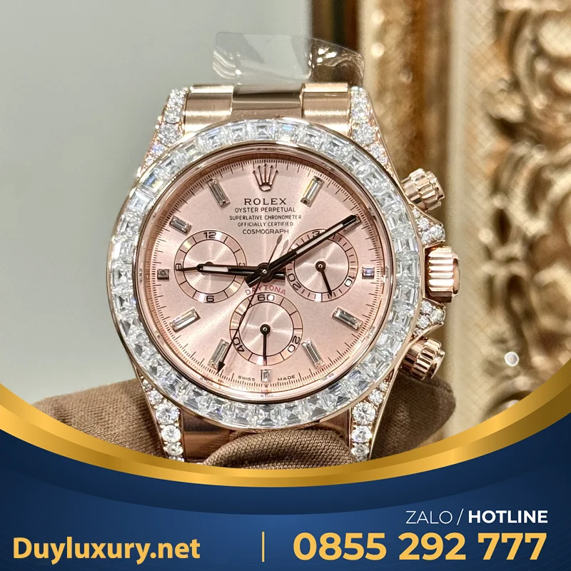 Đồng Hồ Rolex Daytona 126595TBR Chế Tác Bọc Vàng Đính Kim Cương Moissanite Baguette 40mm