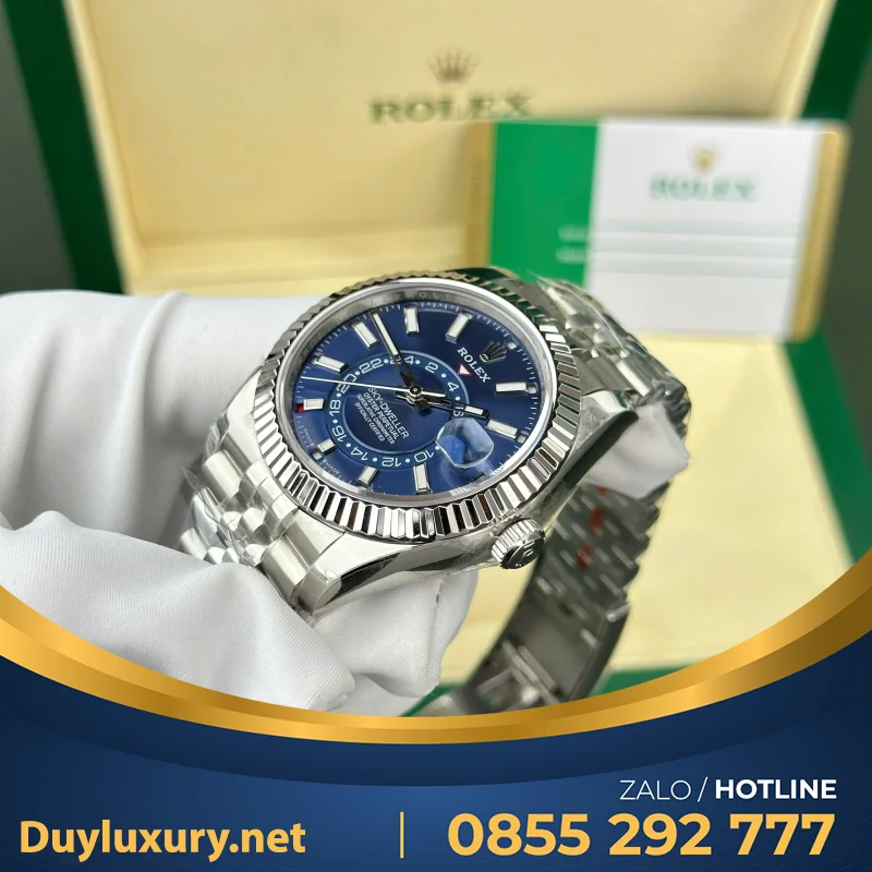 Đồng Hồ Rolex Rep 11 Sky Dweller 326934 Mặt Xanh Dây Jubilee 42Mm
