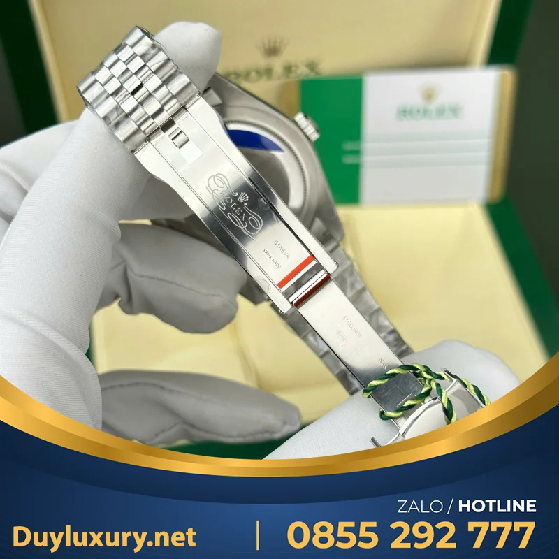Đồng Hồ Rolex Rep 11 Sky Dweller 326934 Mặt Xanh Dây Jubilee 42Mm