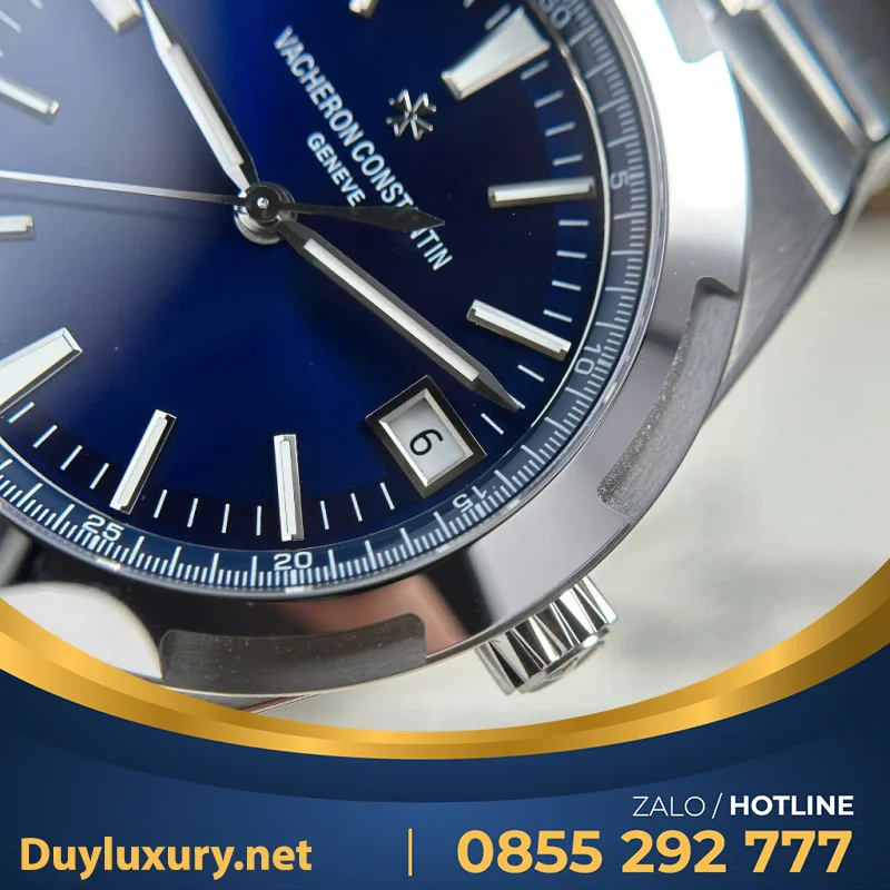 Đồng Hồ Vacheron Constantin Overseas 4500V Mặt Xanh Replica 1:1 41mm
