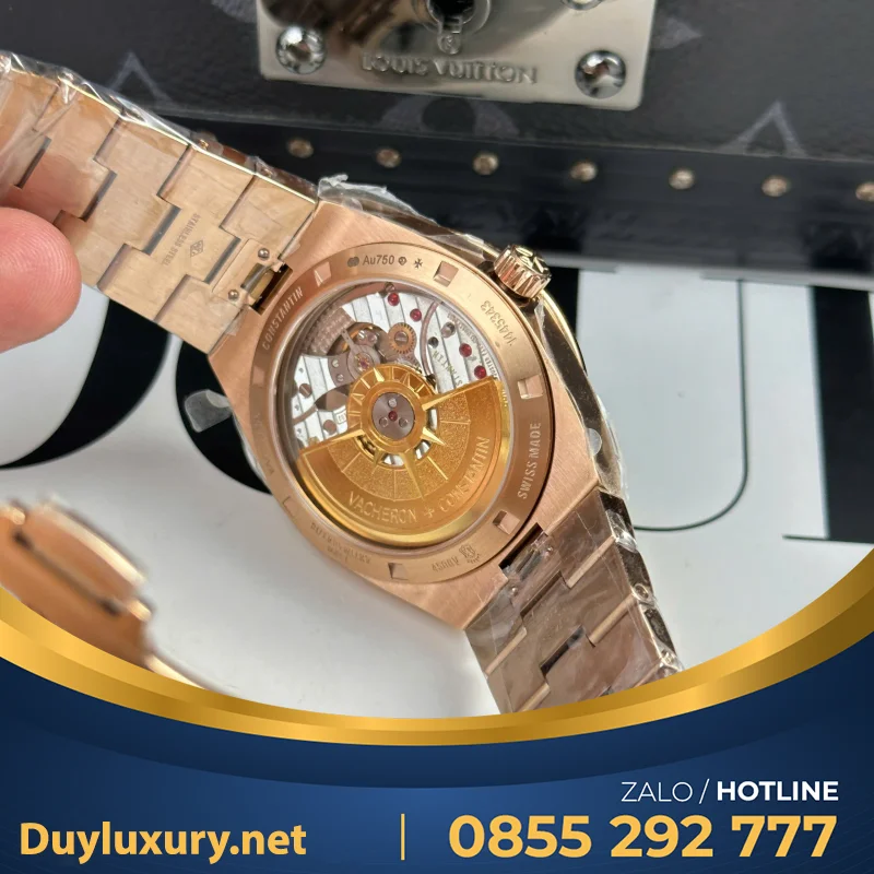 Đồng Hồ Vacheron Constantin Overseas 4500V Replica 11 Mặt Xanh Lá Cây 41mm