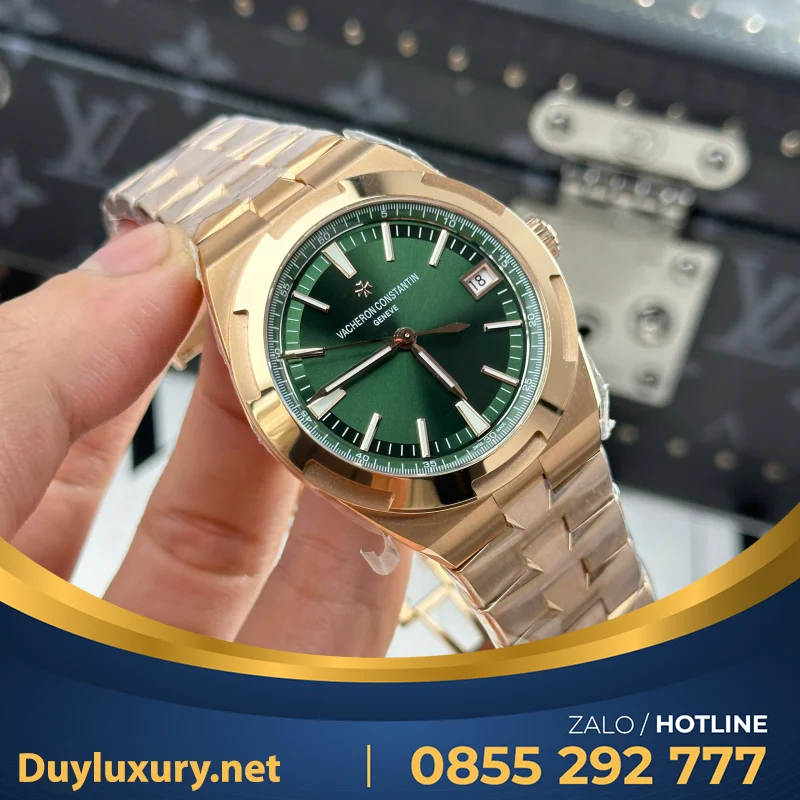Đồng Hồ Vacheron Constantin Overseas 4500V Replica 11 Mặt Xanh Lá Cây 41mm