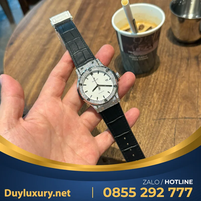 Hb Classic Fusion Aps Độ Full Hơn 300 Viên Moissanite Size 42Mm