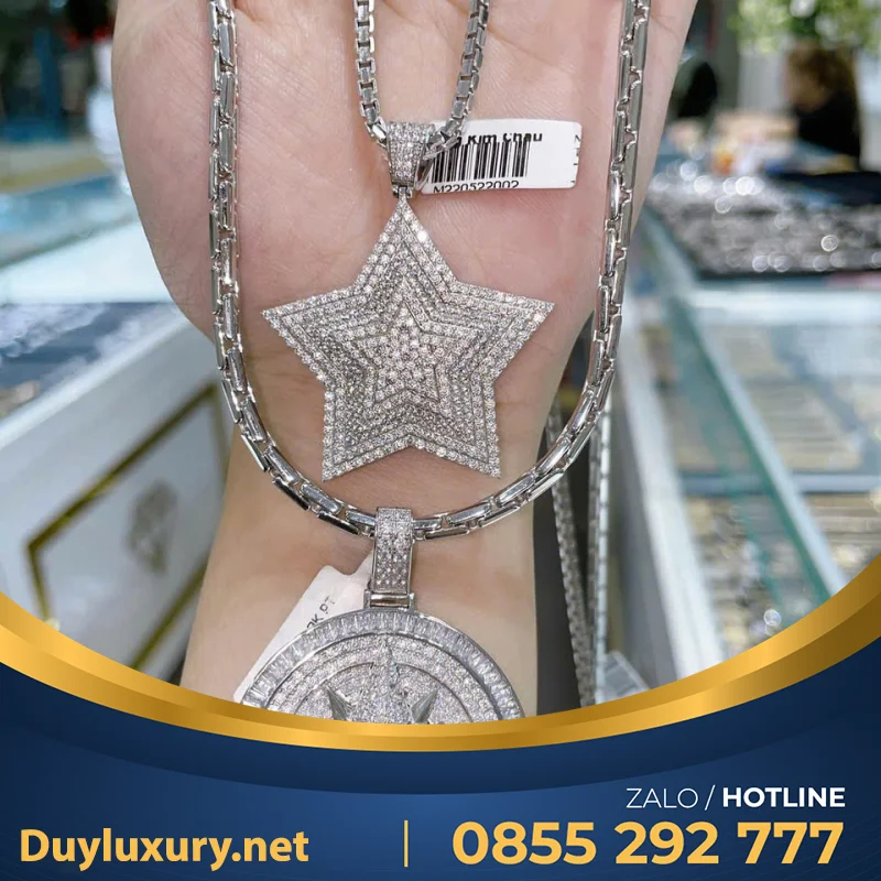 Mặt Dây Chuyền Kim Cương Thiết Kế Sang Trọng