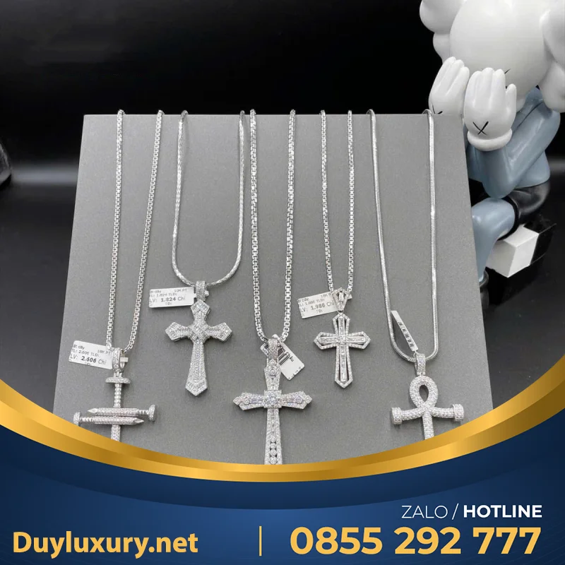 Mặt Dây Chuyền Nam Thiết Kế Sang Trọng 3