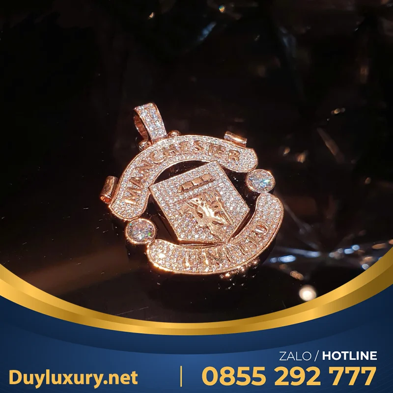 Mặt Dây Chuyền Nam Thiết Kế Sang Trọng 3