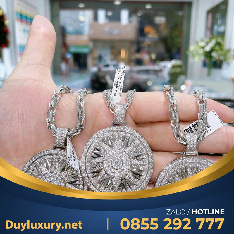 Mặt Dây Thiết Kế Hot 2025