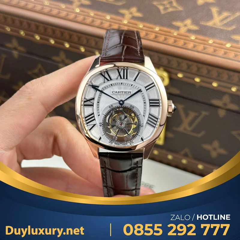 Đồng Hồ Cartier Drive Tourbillon Replica 11 Mặt Số Vân Guiloche Dây Da 41mm