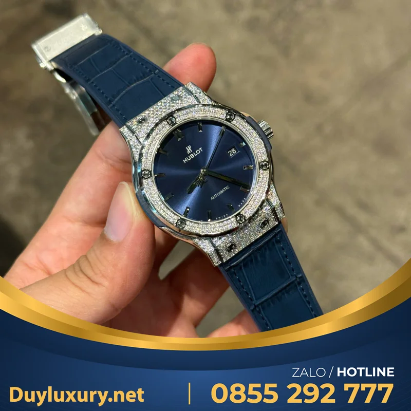 Đồng Hồ Hublot Classic Fusion Titanium Nam Đính Đá Một Hàng Rep 11 Xưởng Hb 42Mm