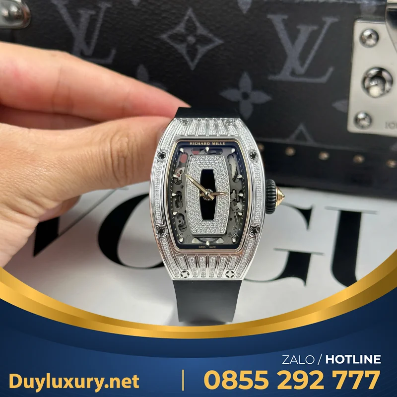 Đồng Hồ Nữ Richard Mille RM07-01 Chế Tác Vỏ Carbon Màu Bạc