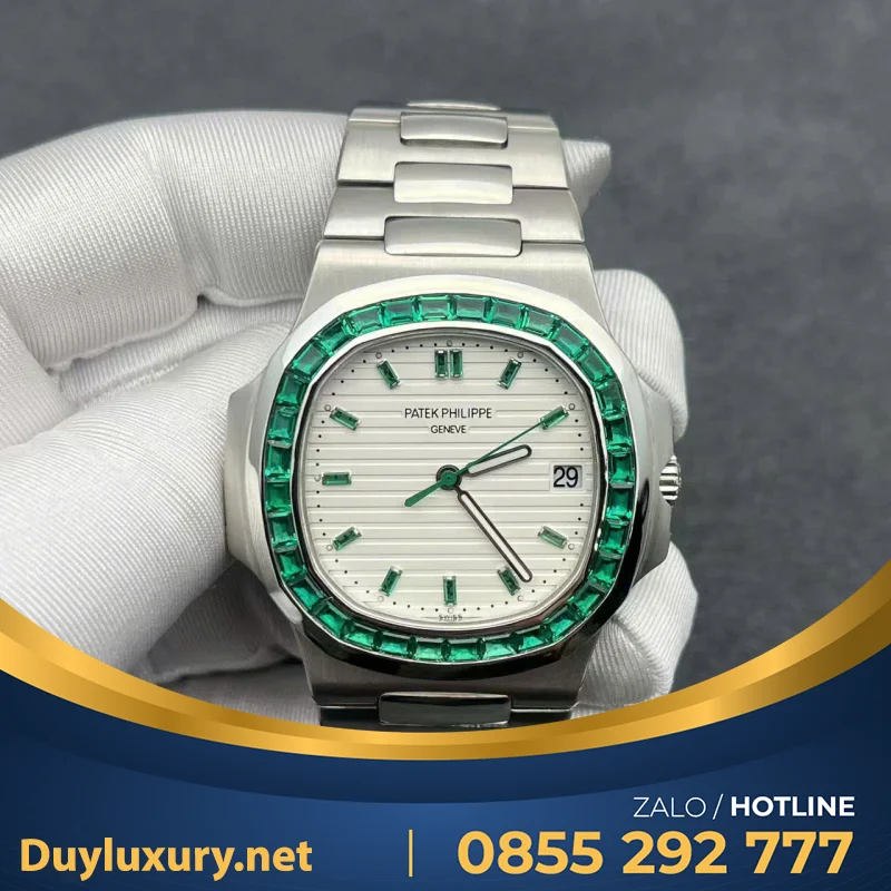 Đồng Hồ Patek Philippe Nautilus 5711/113p Chế Tác Platinum Ngọc Lục Bảo Xanh 40mm