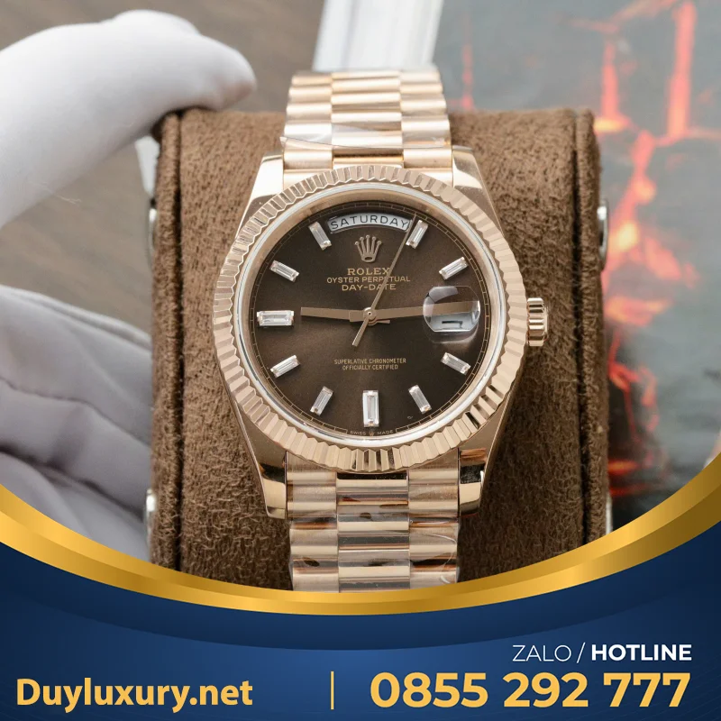 Đồng Hồ Rolex DateJust Chế Tác Đính Moissanite + Bọc Vàng Thật 18K 40mm