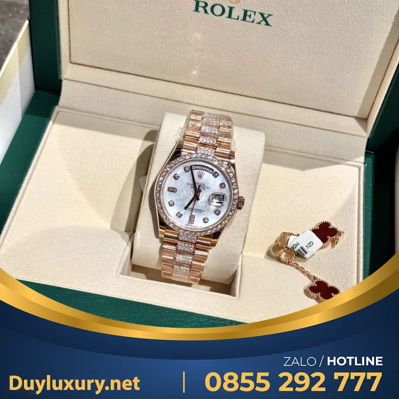 Đồng Hồ Rolex Day-Date Chế Tác Bọc Vàng Đính Kim Cương Moissanite Hong Kong 36Mm