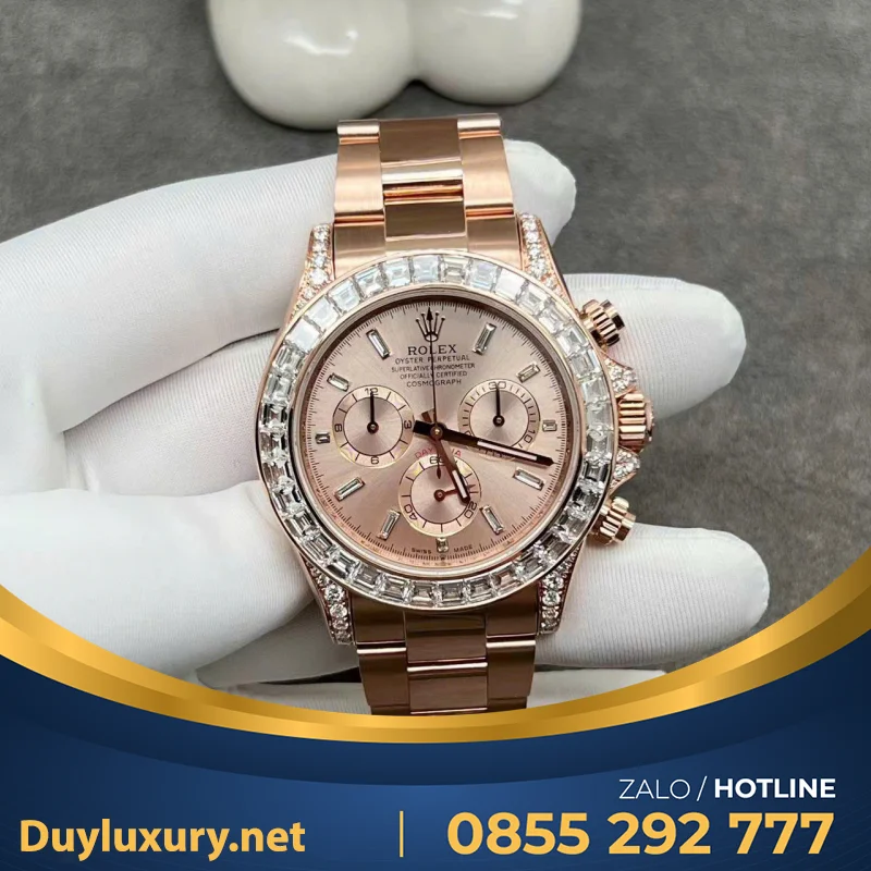 Đồng Hồ Rolex Daytona 126595TBR Chế Tác Bọc Vàng Đính Kim Cương Moissanite Baguette 40mm