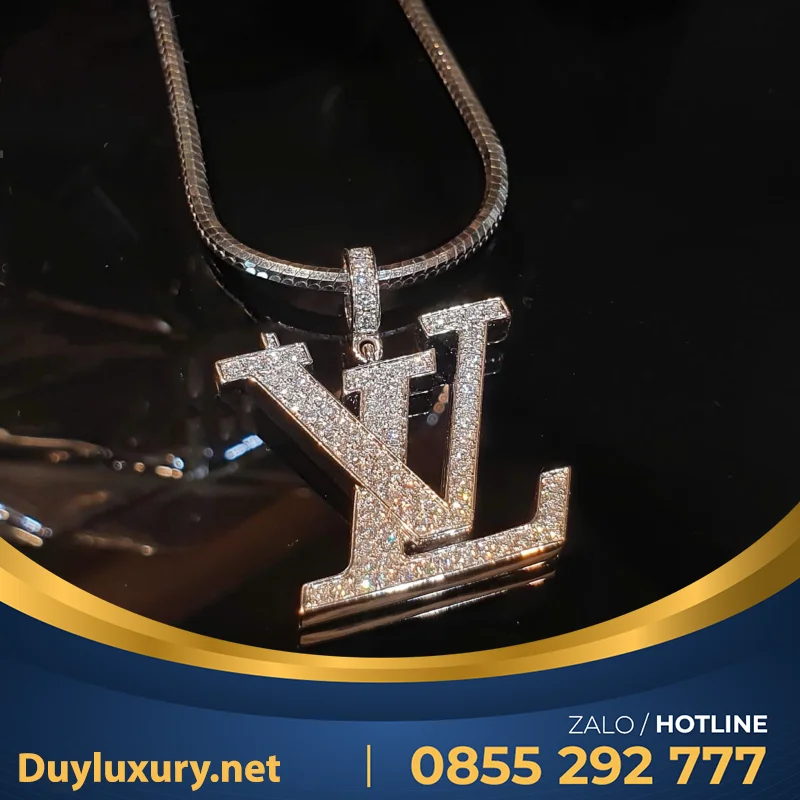 Mặt Dây Chuyền Nam Thiết Kế Sang Trọng 1