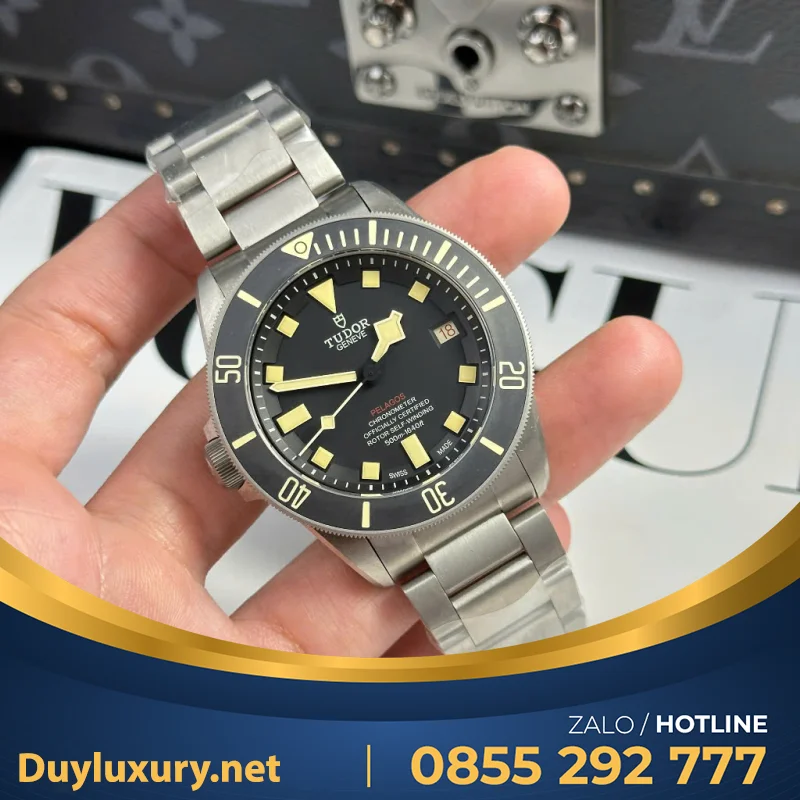 Đồng Hồ Tudor Pelagos LHD Replica 11 Viền Gốm Ceramic Nhà Máy VS 42mm