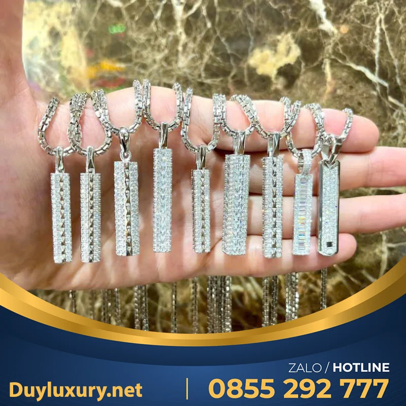 Vỏng Cổ Thiết Kế Vàng 10K Moissanite